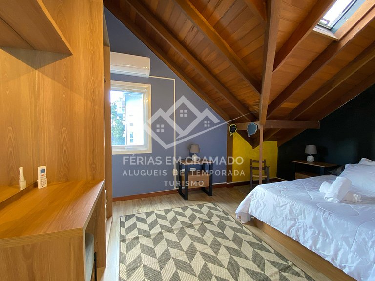 Casa triplex ampla e aconchegante.
