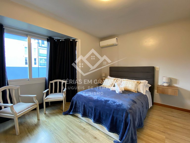 Casa triplex ampla e aconchegante.